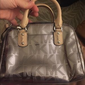 Micheal Kors crossbody